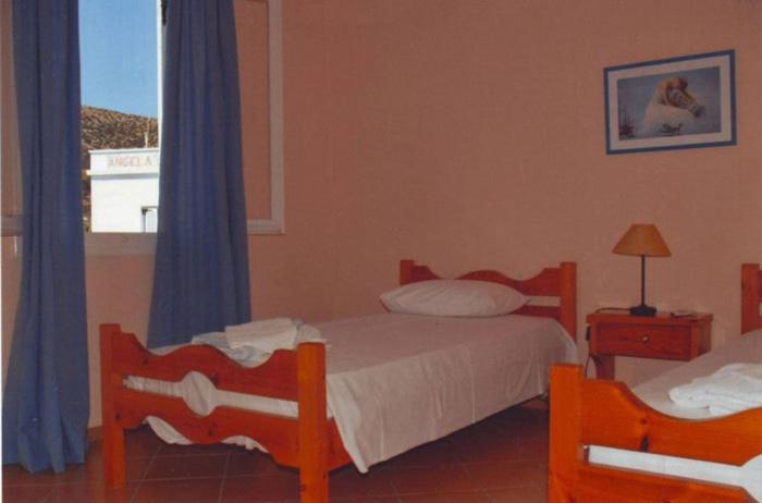 Aparthotel Angela's Galissas Zimmer foto